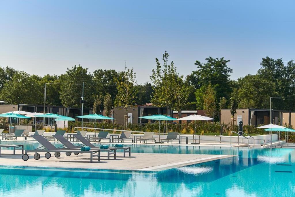Adriamar Mobile Homes In Camping Park Umag Eksteriør billede