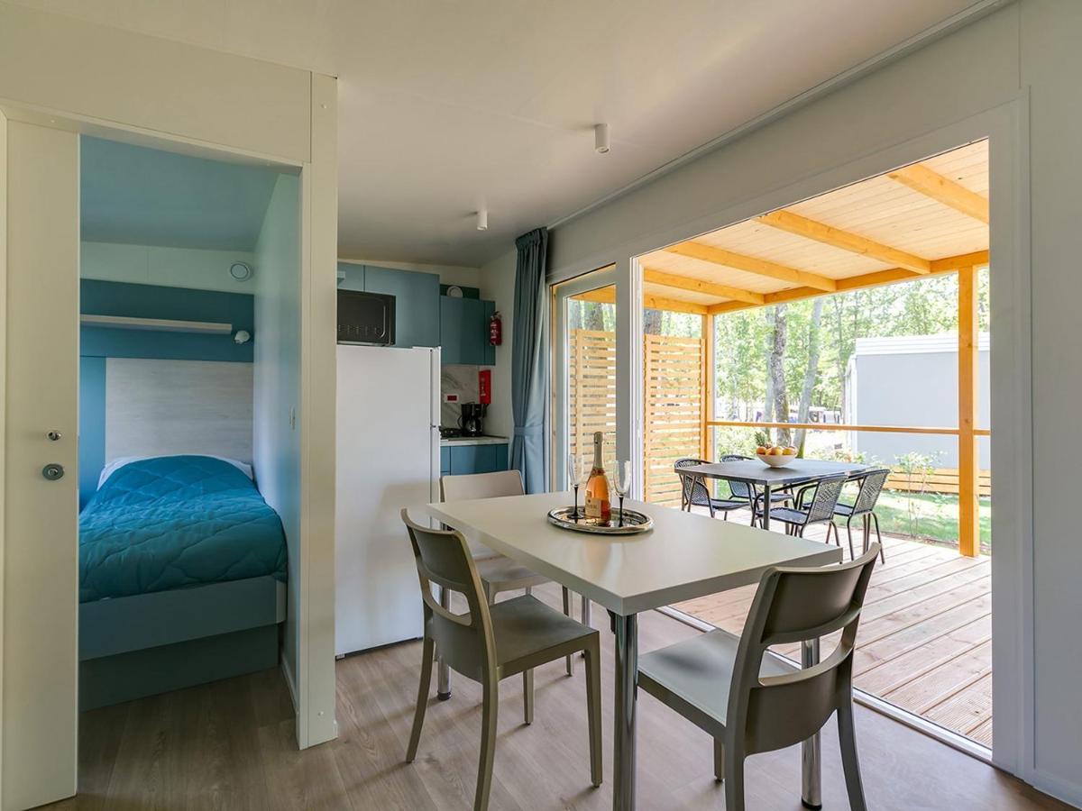 Adriamar Mobile Homes In Camping Park Umag Eksteriør billede