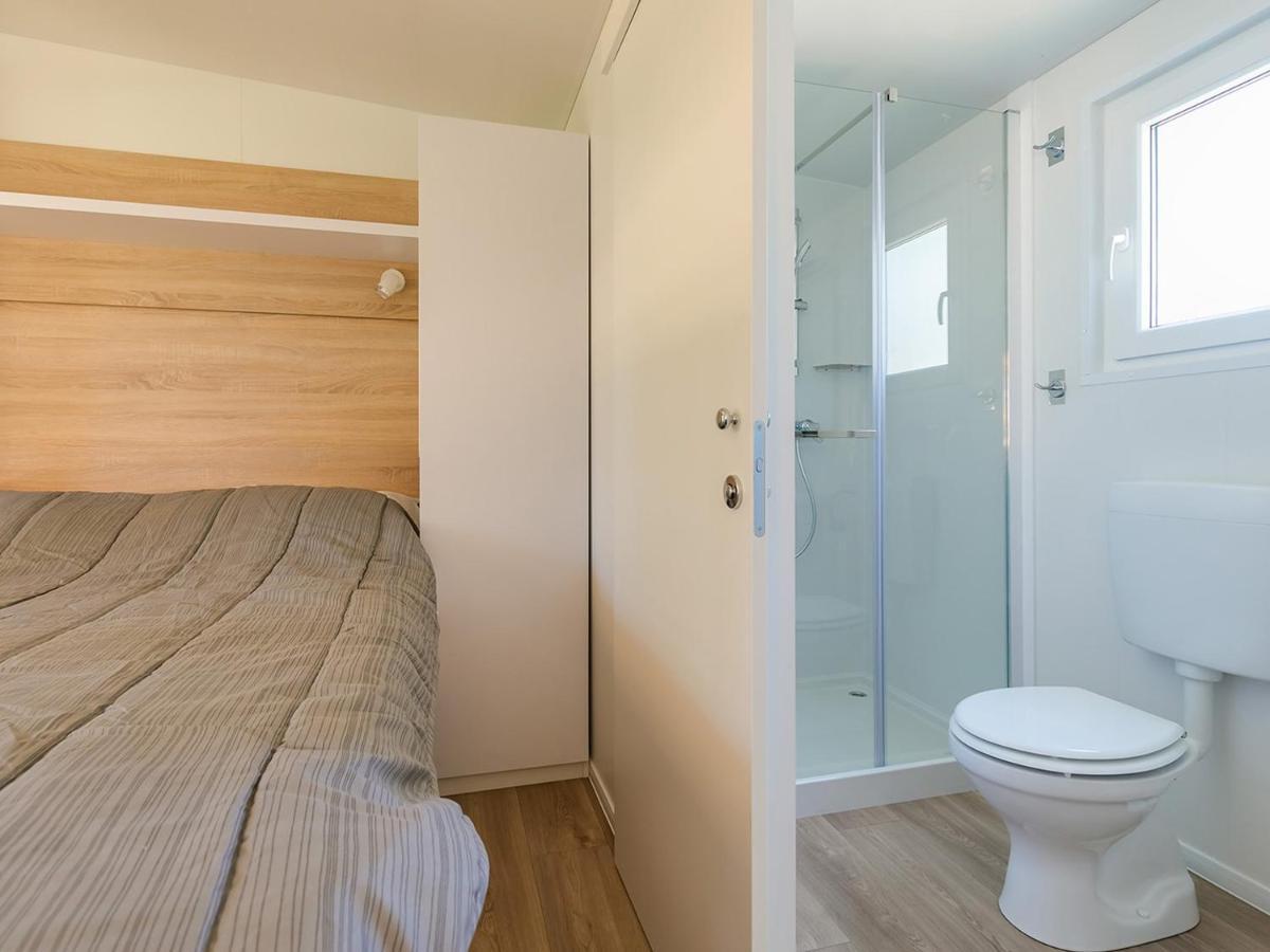 Adriamar Mobile Homes In Camping Park Umag Eksteriør billede